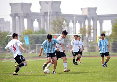 阿根廷在2014年世界杯南美区预选赛是拿第一名